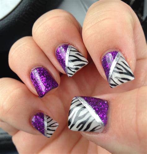 How To Create Stunning Zebra Nails With Glitter