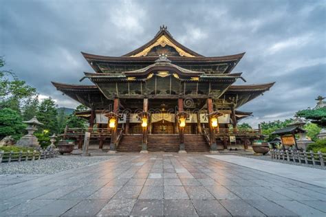 Zenko-ji Temple