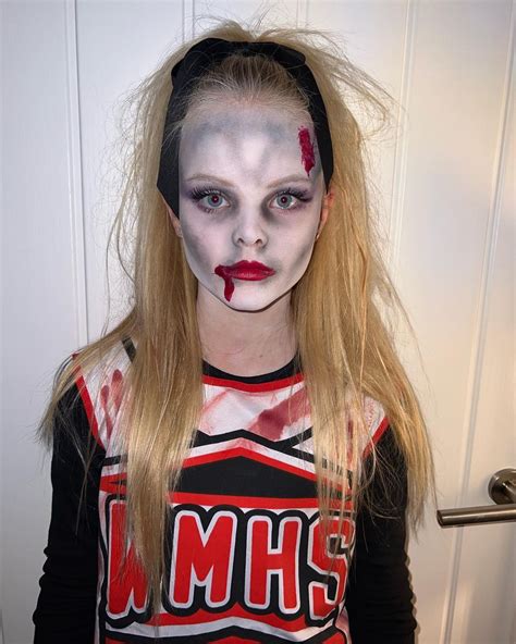Zombie Cheerleader Makeup Look