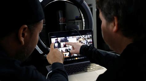 Zoom leaking user data