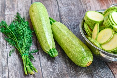 Zucchini Roh