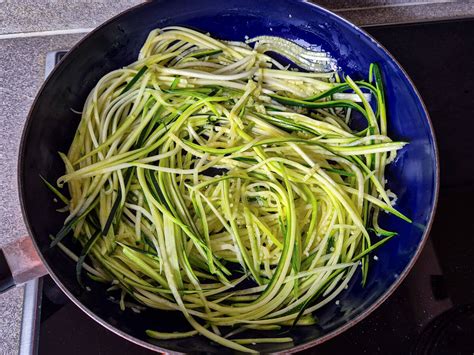 Zucchini Zitronen Gemse