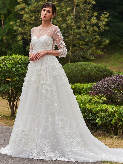 Modest Lace Long Sleeve Wedding Gowns O Neck Elegant Satin A line