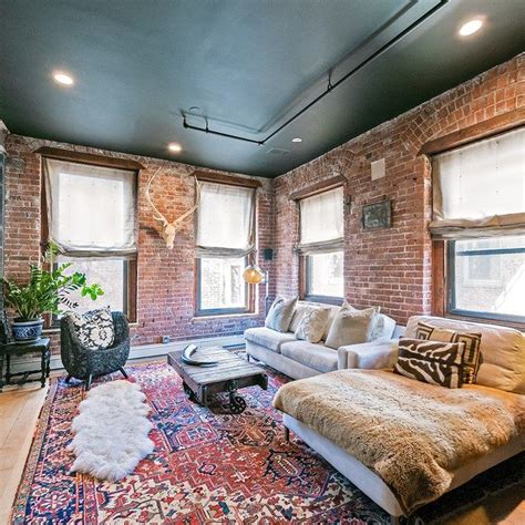 Vanessa Carlton wants 18K a month for hip SoHo pad Celebrity bedrooms, Chic bedroom design