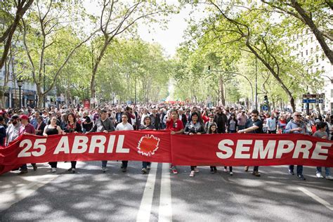 a liberdade depois do 25 de abril