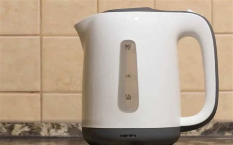A Plastic Kettle Safe