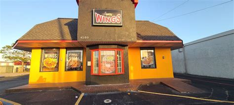 a town wings brunswick