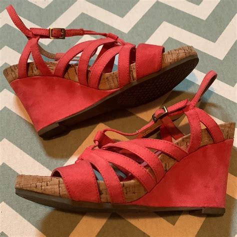 New A2 Wedge Shoes For Women