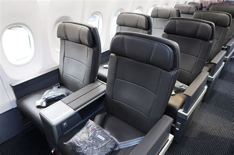 aa 737 max 8 first class