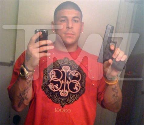 aaron hernandez with gun