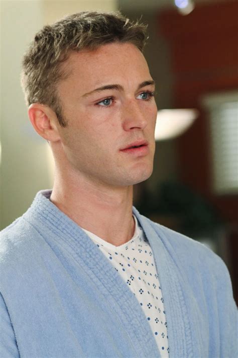 aaron karev grey's anatomy