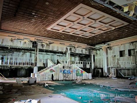 abandoned resorts in the catskills