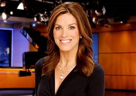 abc news live anchors female