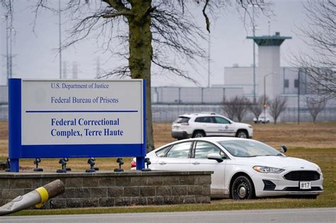 abc/federal prisons on lockdown in run up to joe bidens inauguration