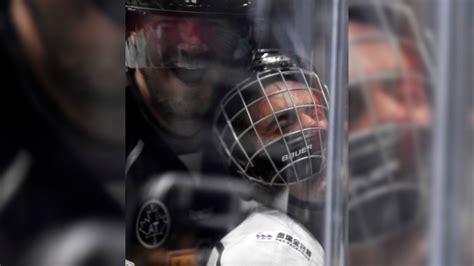 abc/justin bieber gets hit bounces back in celebrity hockey game at staples center