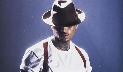 abc/team breezy crowns chris brown a legend as singer trends for the right reason