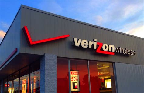 Verizon Wireless Accused Of Violating Net Neutrality Rules Here & Now