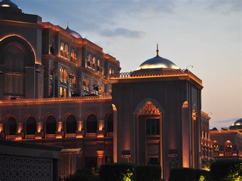 abu dhabi hotels 7 star