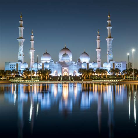 abu dhabi mosque hours