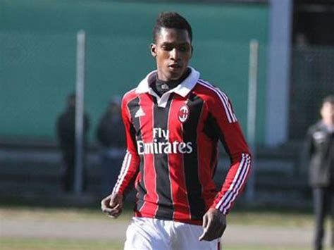 ac milan youth striker