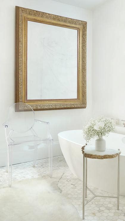 Accent Table White Bathroom