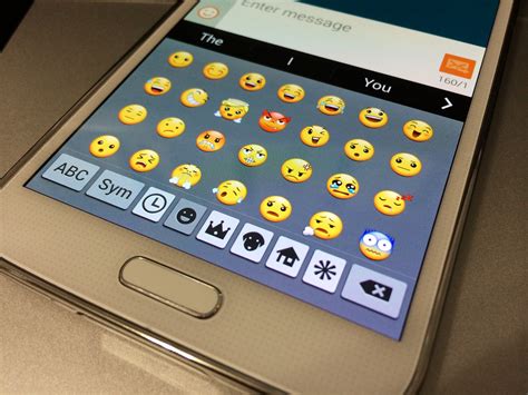 Accessing Emojis on Samsung Keyboard