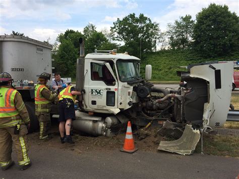 accident in mount laurel nj today