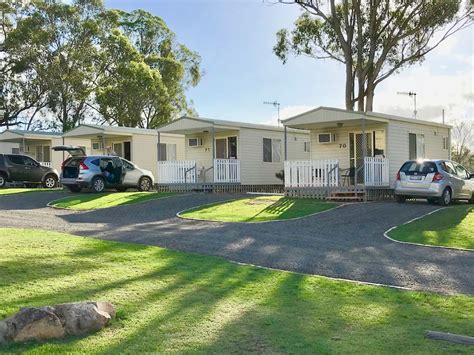 accommodation in crows nest qld