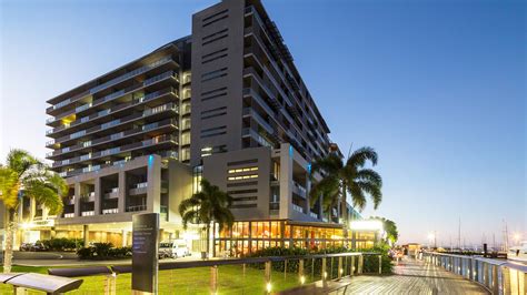 accor hotels cairns city