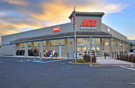 ace hardware 4th street