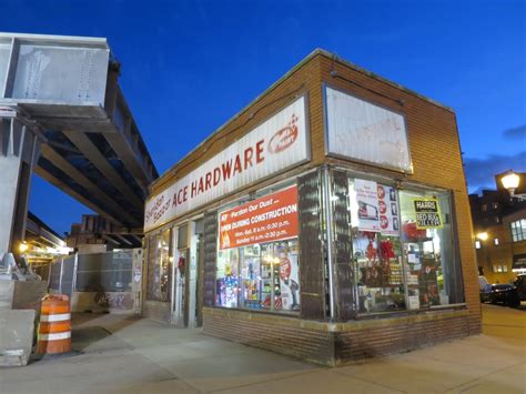 ace hardware chicago il