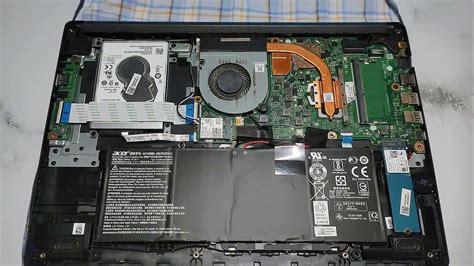 Acer Aspire 5 A51546R14K Slim Laptop (128 GB) (2022)