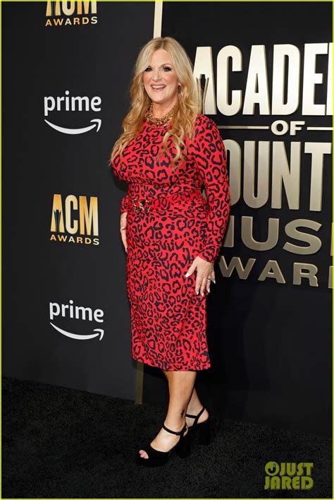 Emmy Awards 2025 Red Carpet 2025 Lily Mitchell