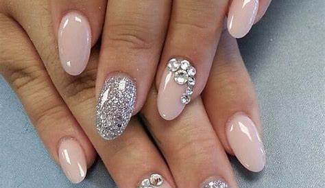 75 Oval Shaped Acrylic Nail Designs for Nail Lovers