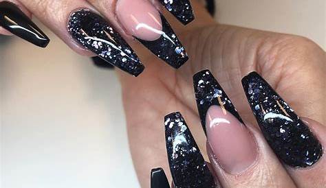 30 Creative Designs for Black Acrylic Nails That Will Catch Your Eye