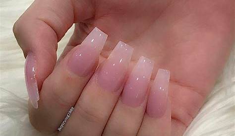 35 Clear acrylic nails are a natural way to try them in 2021