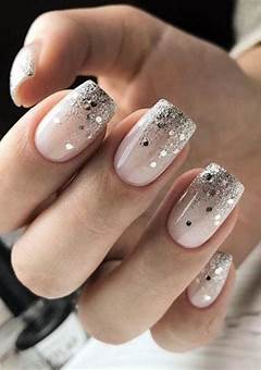 Acrylic Nails For New Year's: The Perfect Trend For 2023