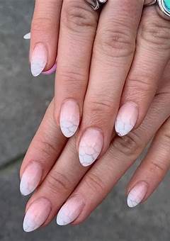 Acrylic Nails Short Almond: The Latest Trend In Nail Art