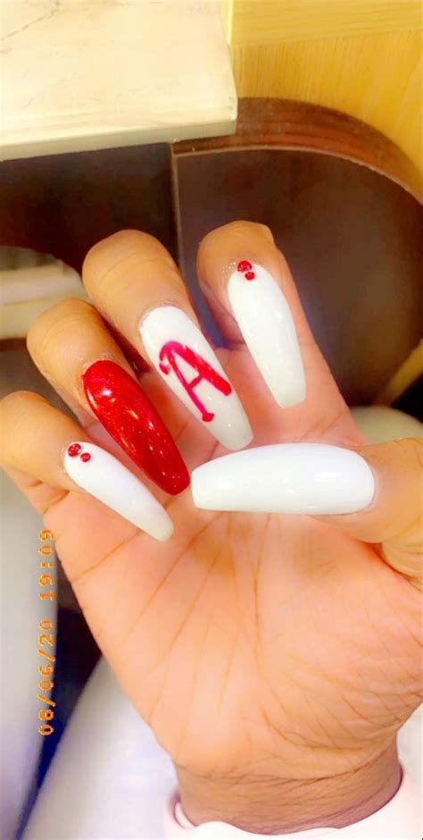 Acrylic Nails Boyfriends Initial