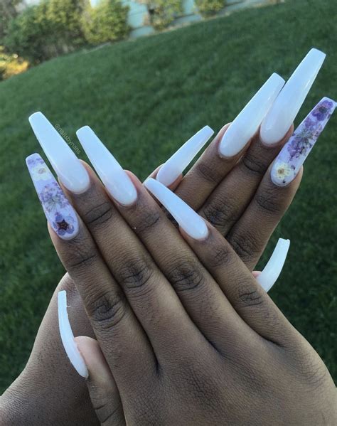 Acrylic Nails Extra Designs