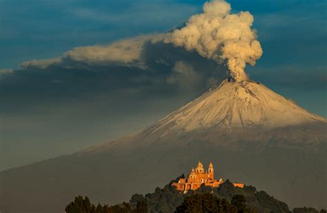active volcano in mexico