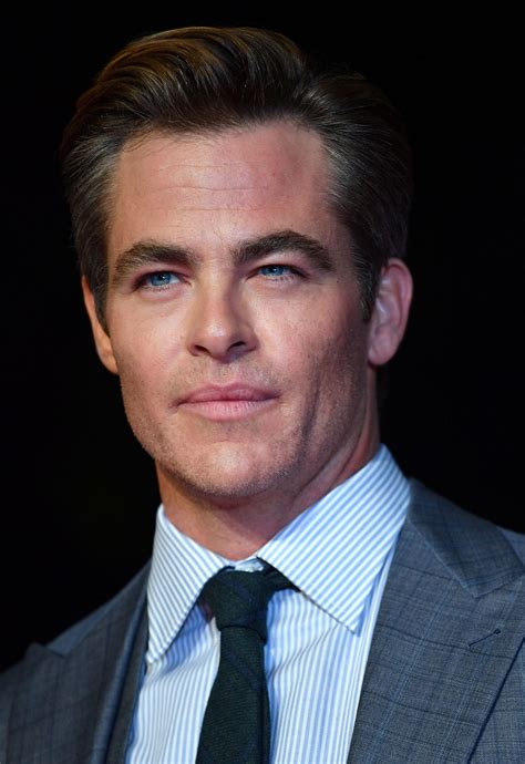 actor chris pine biography