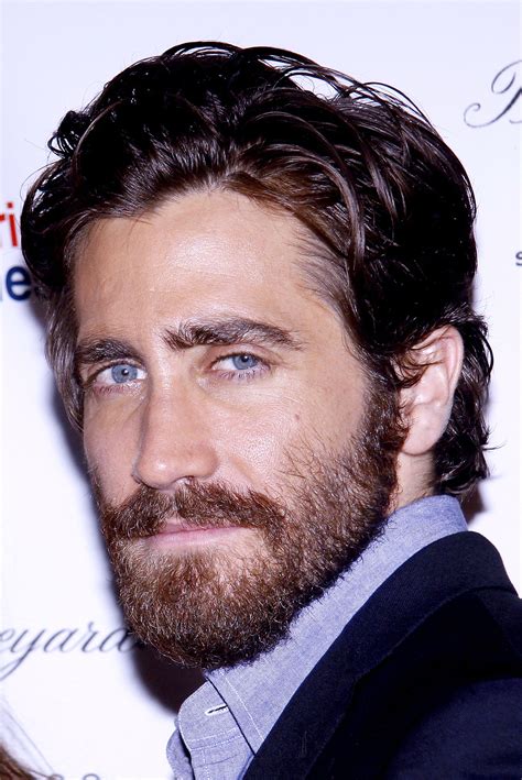 actor that looks like jake gyllenhaal