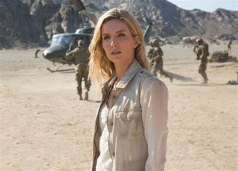 actress from the mummy annabelle wallis