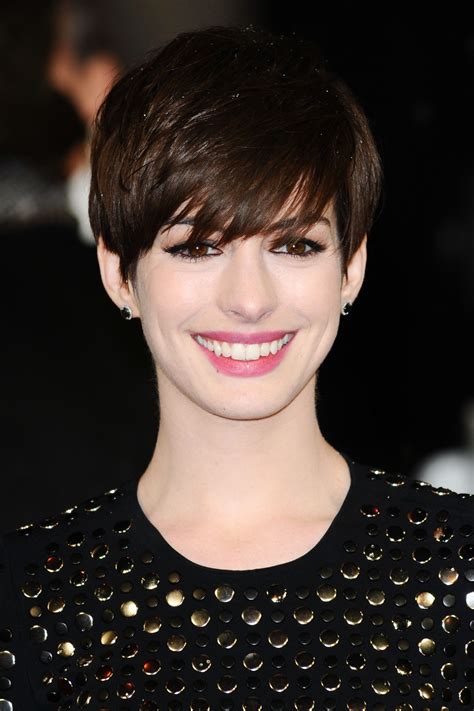Actresses With Short Hair: Breaking The Stereotype