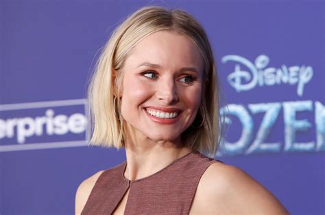 Who Are the Celebrities With a Lazy Eye? Nivia Tech