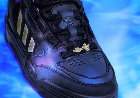 Photos Ad 2000 Yu Gi Oh References