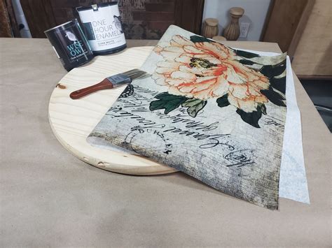 Adding Color to the Decoupage Project