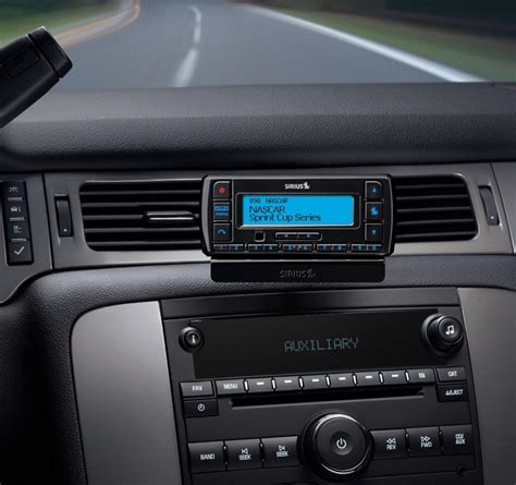 adding sirius radio to car