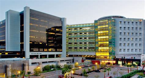 address of cedars sinai hospital